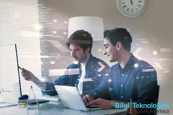 PHP Web Programlama Kursuna Gidenler ve Kazanımları